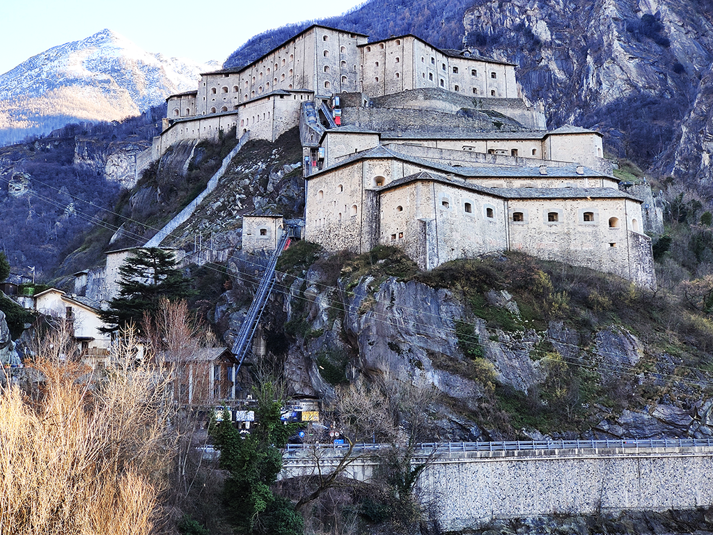 Forte di Bard Aosta,veduta